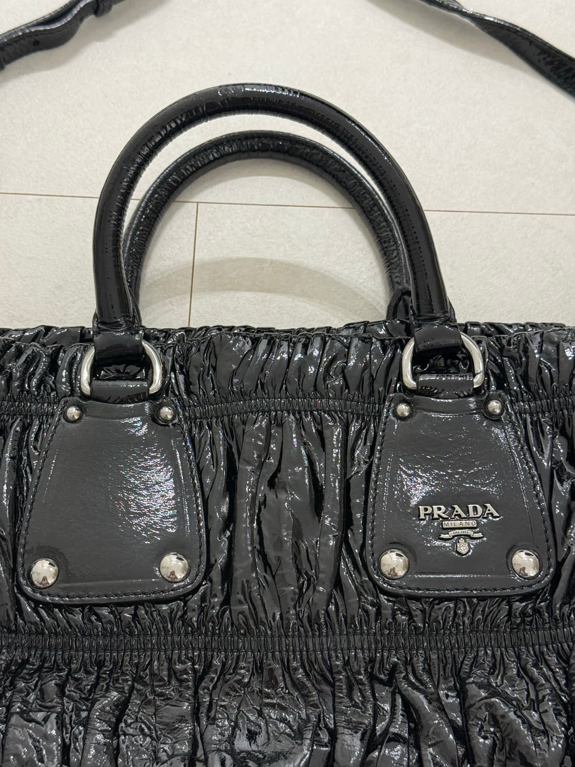 프라다 나파 고프레 토트백 상품이미지2