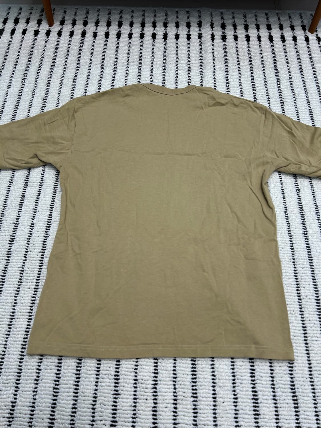 GU 베이지 포켓 티셔츠 상품이미지5