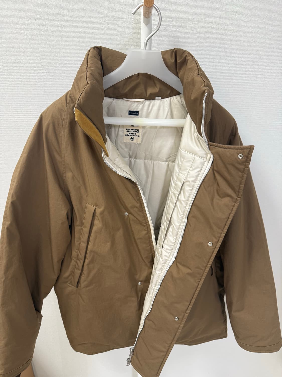 나나미카 24FW 어퍼 덱 인슐레이션 자켓 라이트브라운 L사이즈 상품이미지2