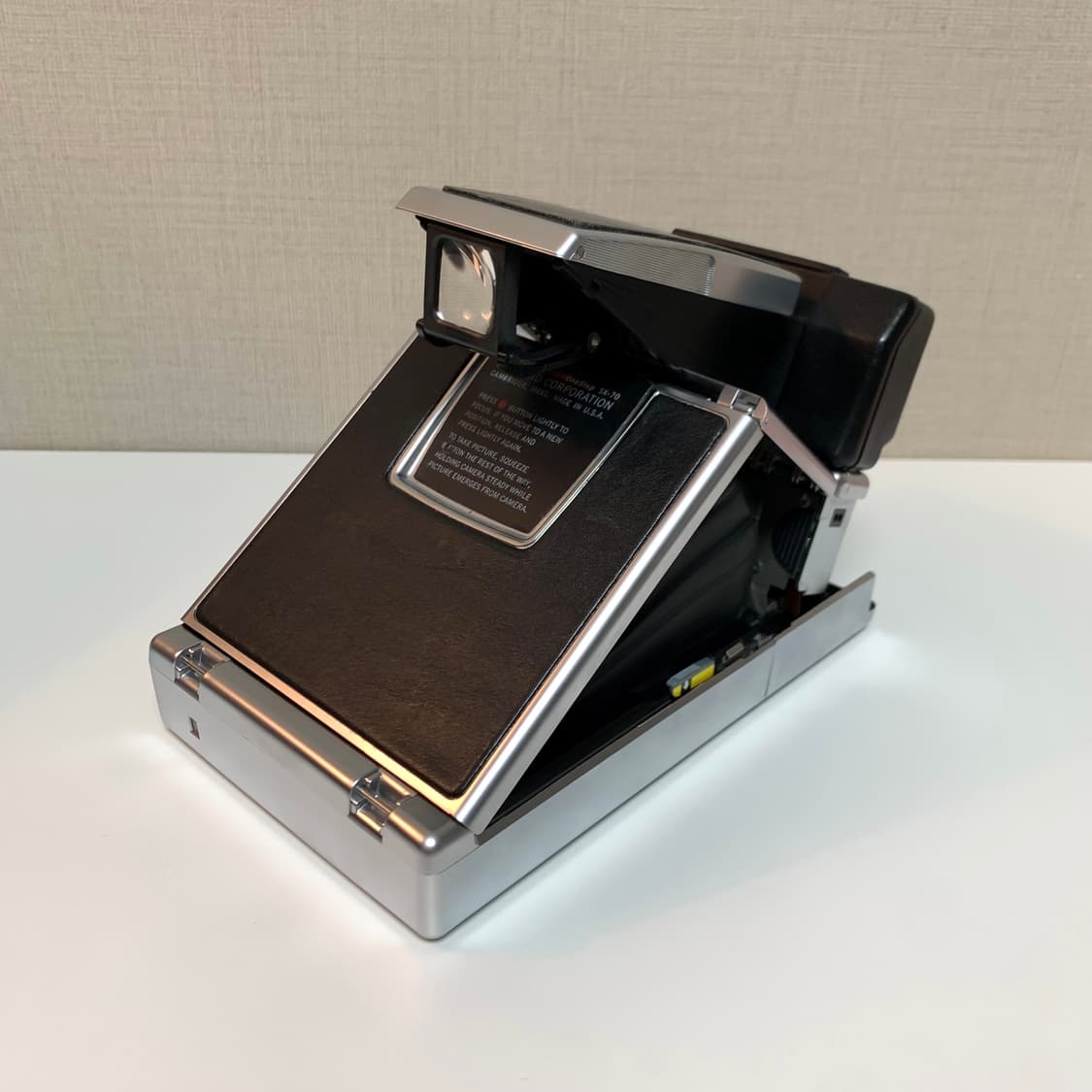 Polaroid SX-70 Sonar Autofocus 판매합니다. 상품이미지7