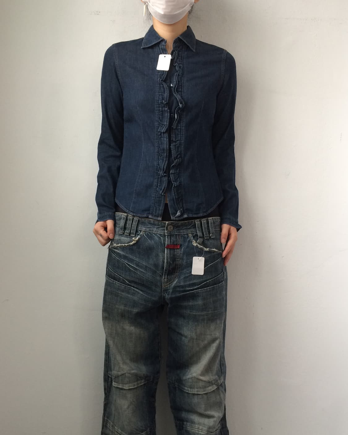 Frill point denim shirt 상품이미지1