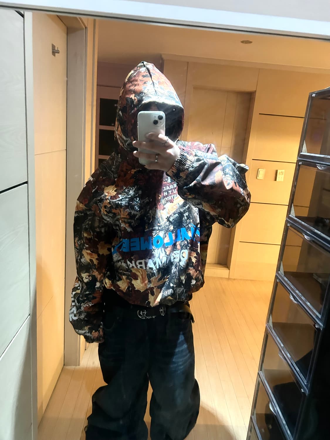 Liberal Youth Ministry Hood Windbreaker 상품이미지6