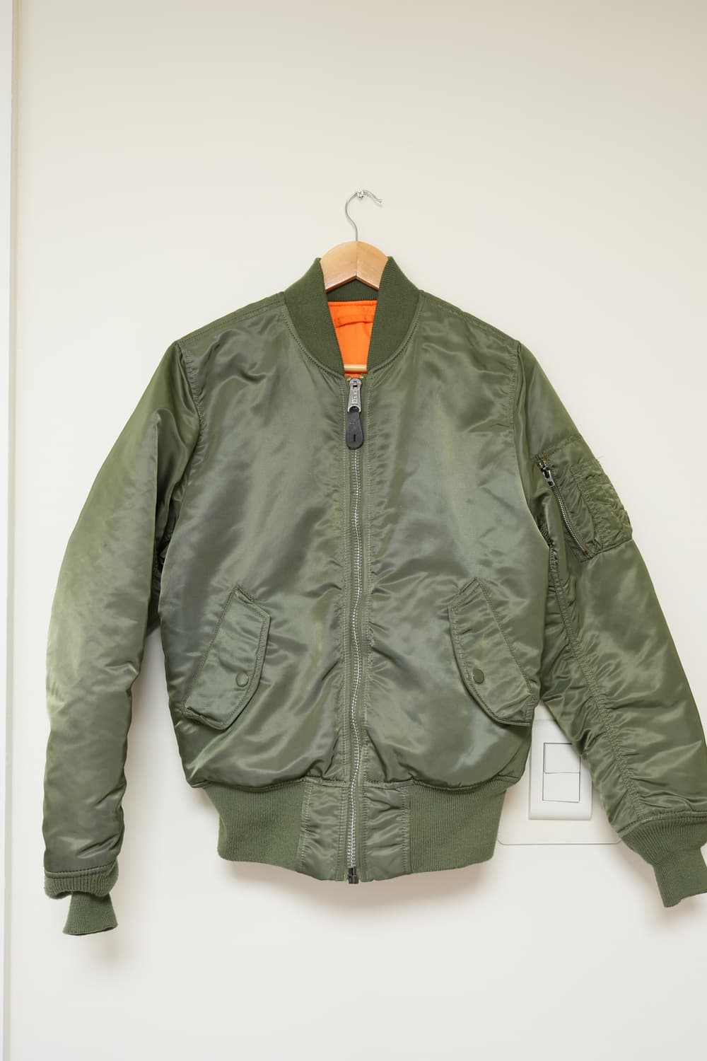 알파인더스트리 ma-1 올리브 XS 상품이미지1