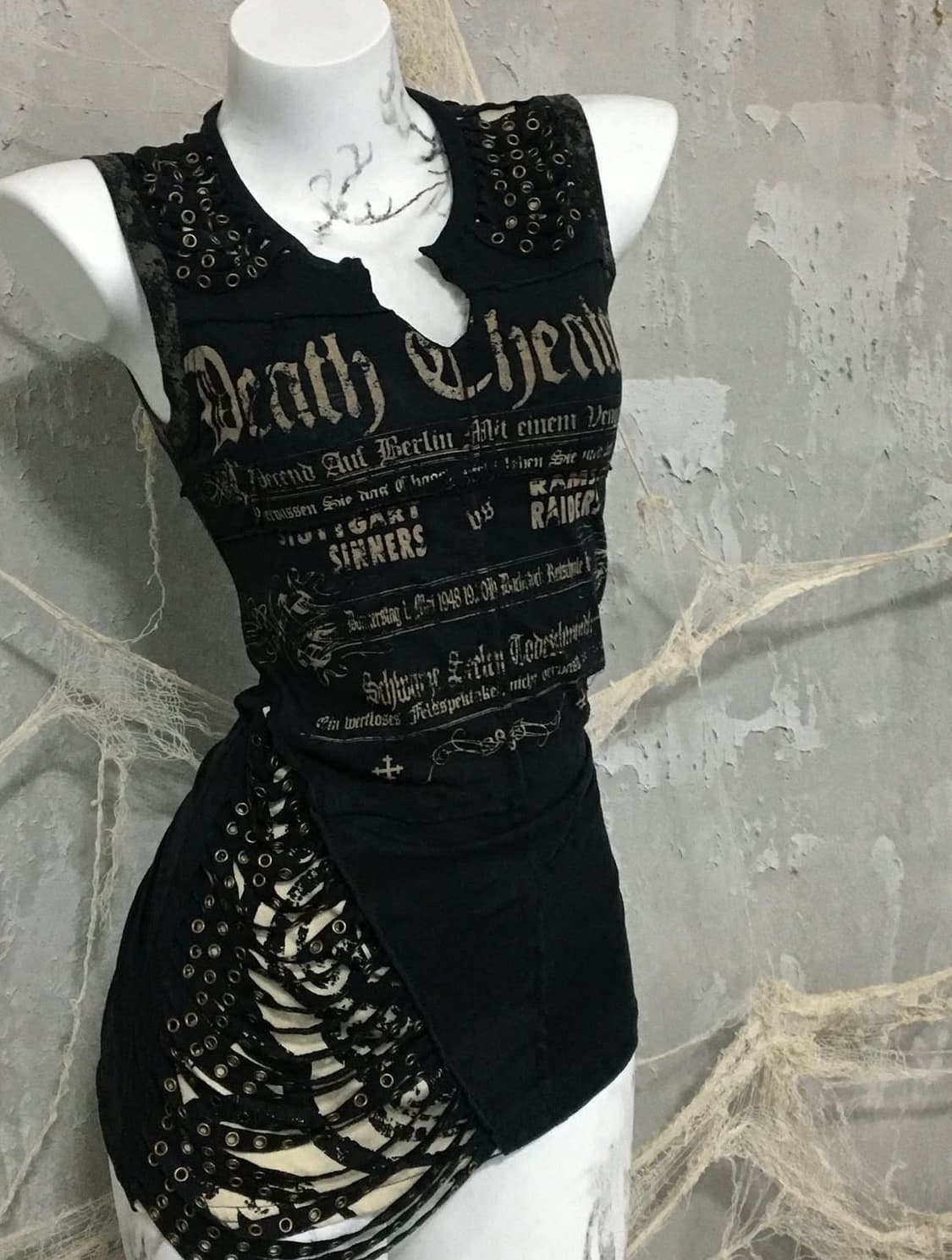 Salvage Punching Net Detail Sleeveless 상품이미지1