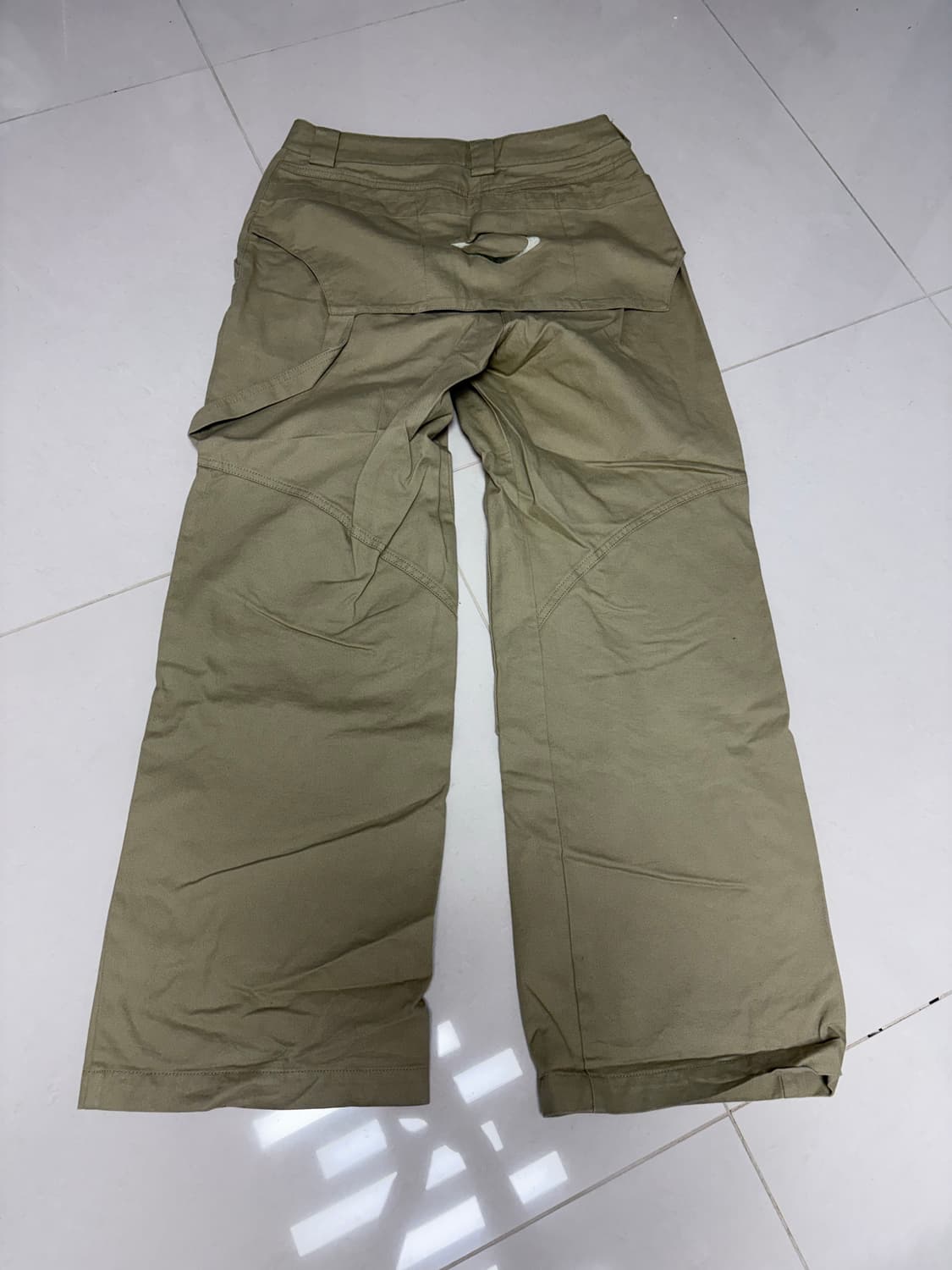 미스치프 에이프런 포켓 워크팬츠 카키 베이지  상품이미지3