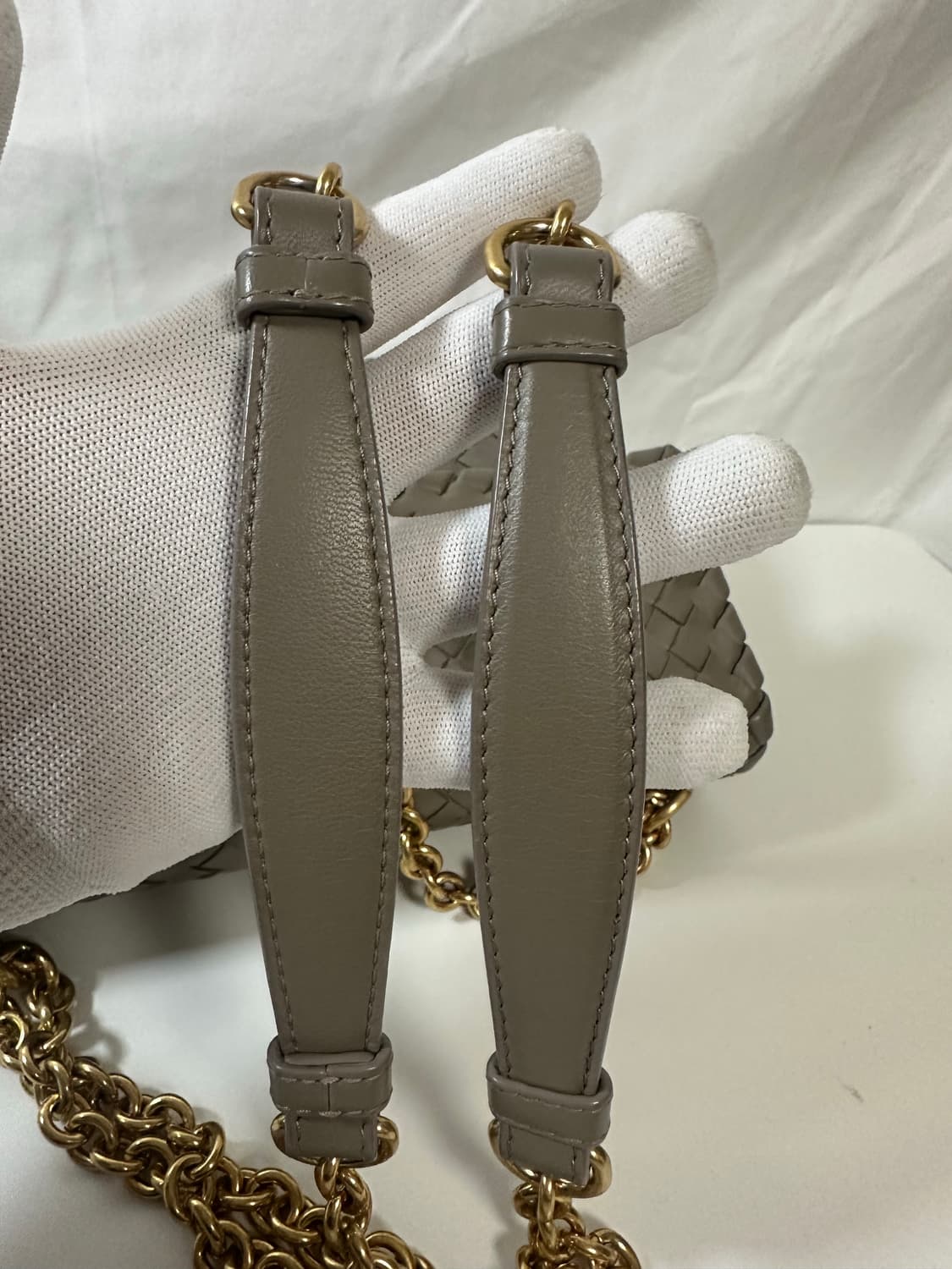 보테가베네타 올림피아백 라이트그레이 (OS) 상품이미지4