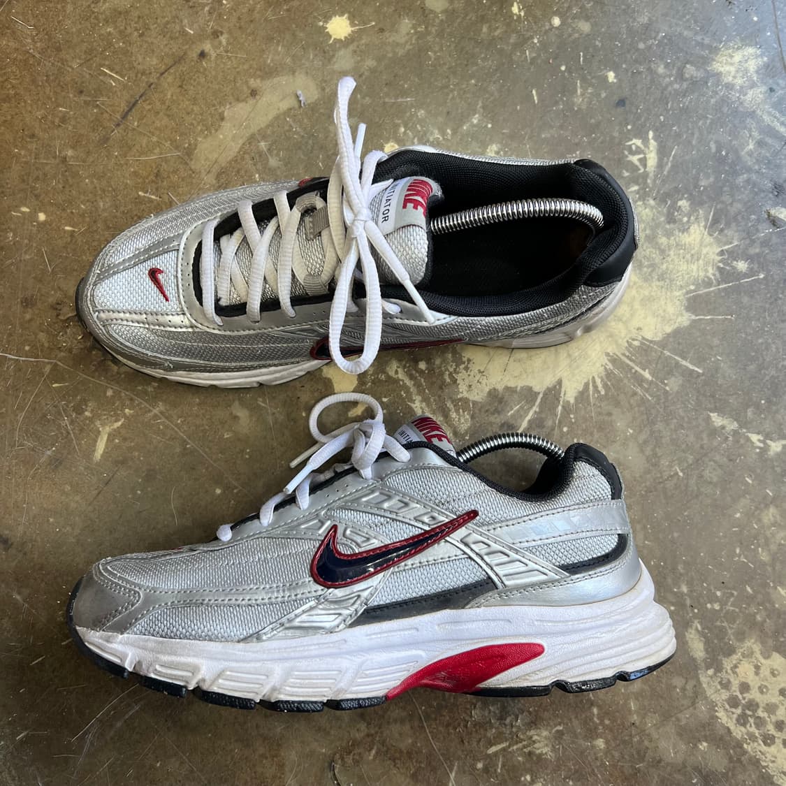 250) 나이키 이니시에이터 메탈틱실버 스니커즈 운동화 신발 공용 상품이미지4