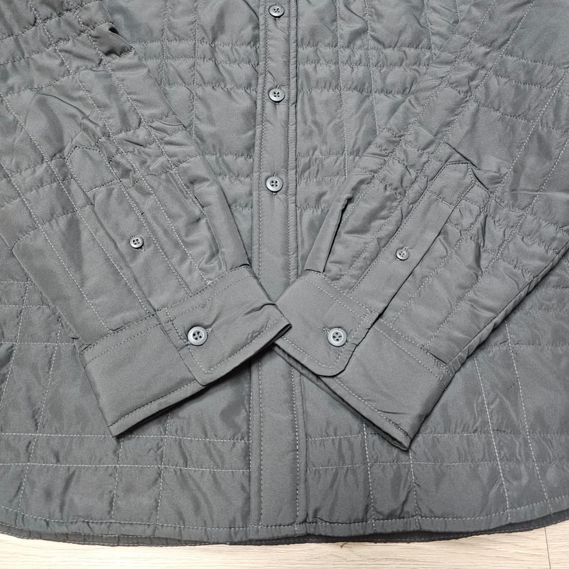 XL 새제품) 에잇세컨즈 셔츠 셔켓 자켓 간절기 다크그레이 카키 105 상품이미지5