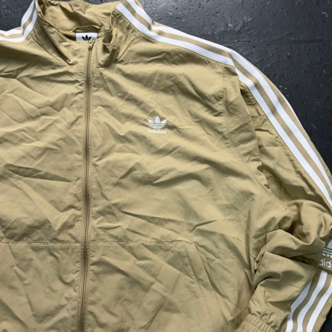 105 아디다스 바람막이 상품이미지2