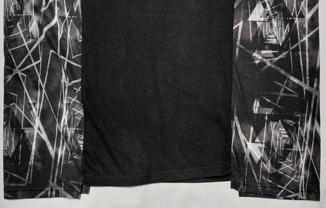 [M] semanticdesign 사이드 그래픽 패널 티셔츠 상품이미지3