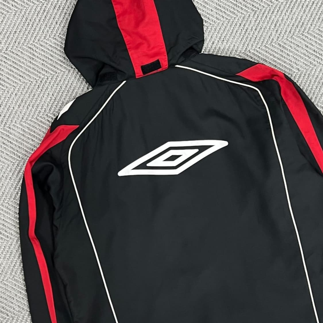 엄브로 빅로고 점퍼 v0766 상품이미지4