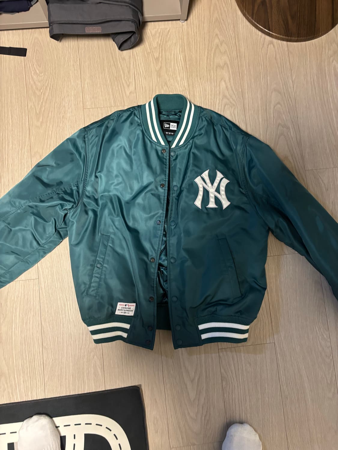 뉴에라 그린 봄버자켓 상품이미지1