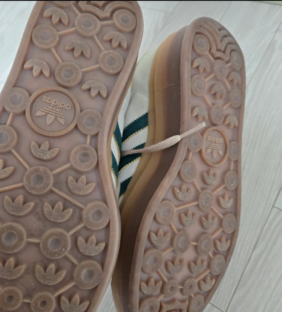 아디다스 가젤볼드 230 상품이미지3