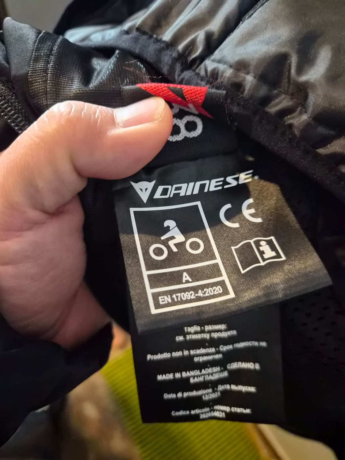 38) 다이네즈 벨로체 레이디 D-DRY 라이더 자켓 팝니다 상품이미지6