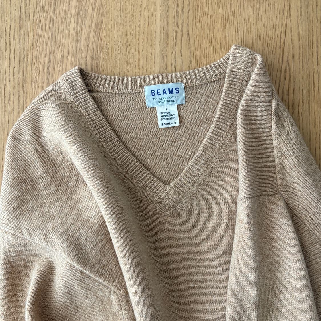  ▫️Beams V-Neck Knit 상품이미지8