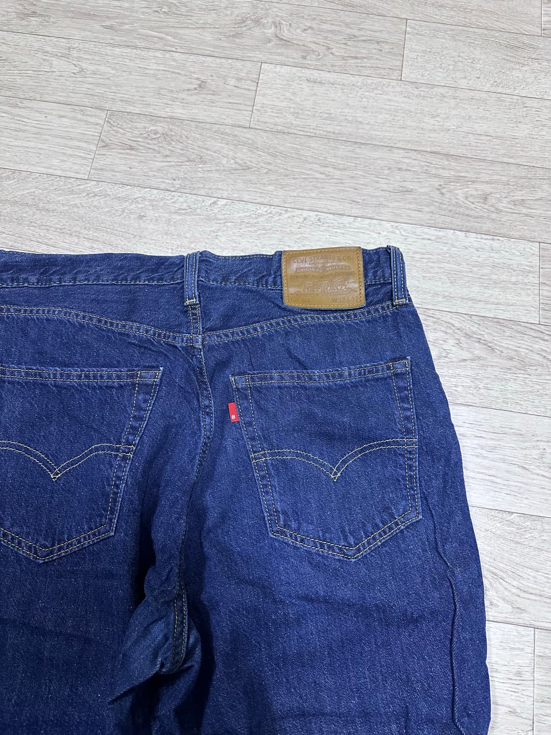 (32) 리바이스 568 라이트웨이트 진청바지 데님 상품이미지3