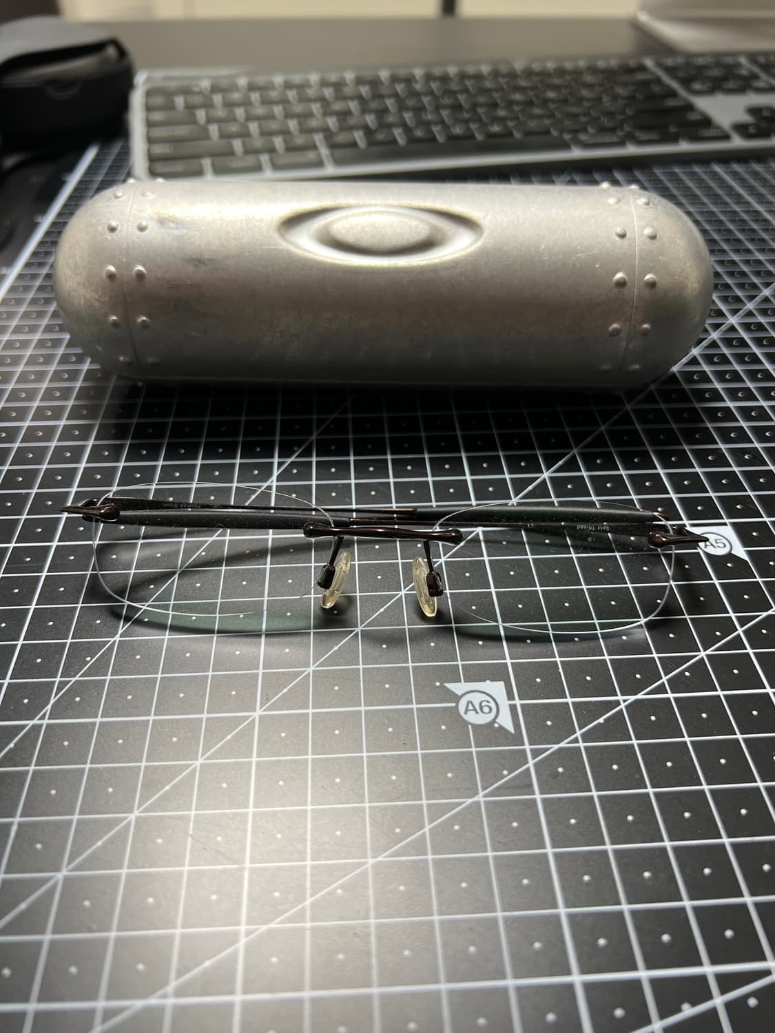 Oakley RX split thread 티타늄 무테 안경 상품이미지1