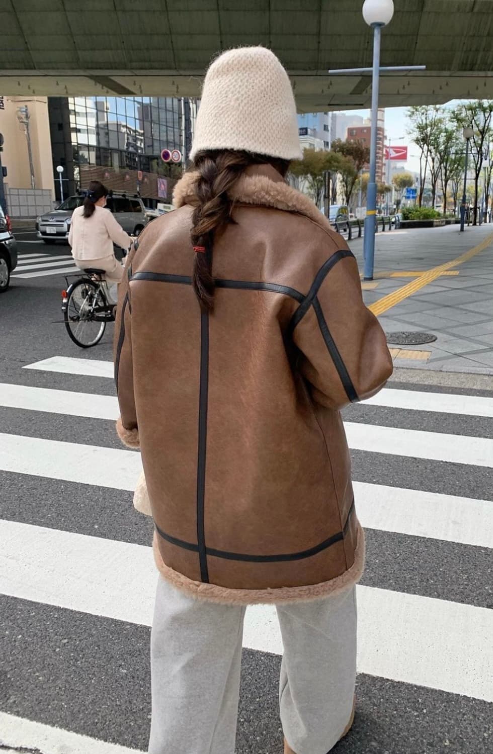 (새상품)프리러브 베어 양면 무스탕 상품이미지4