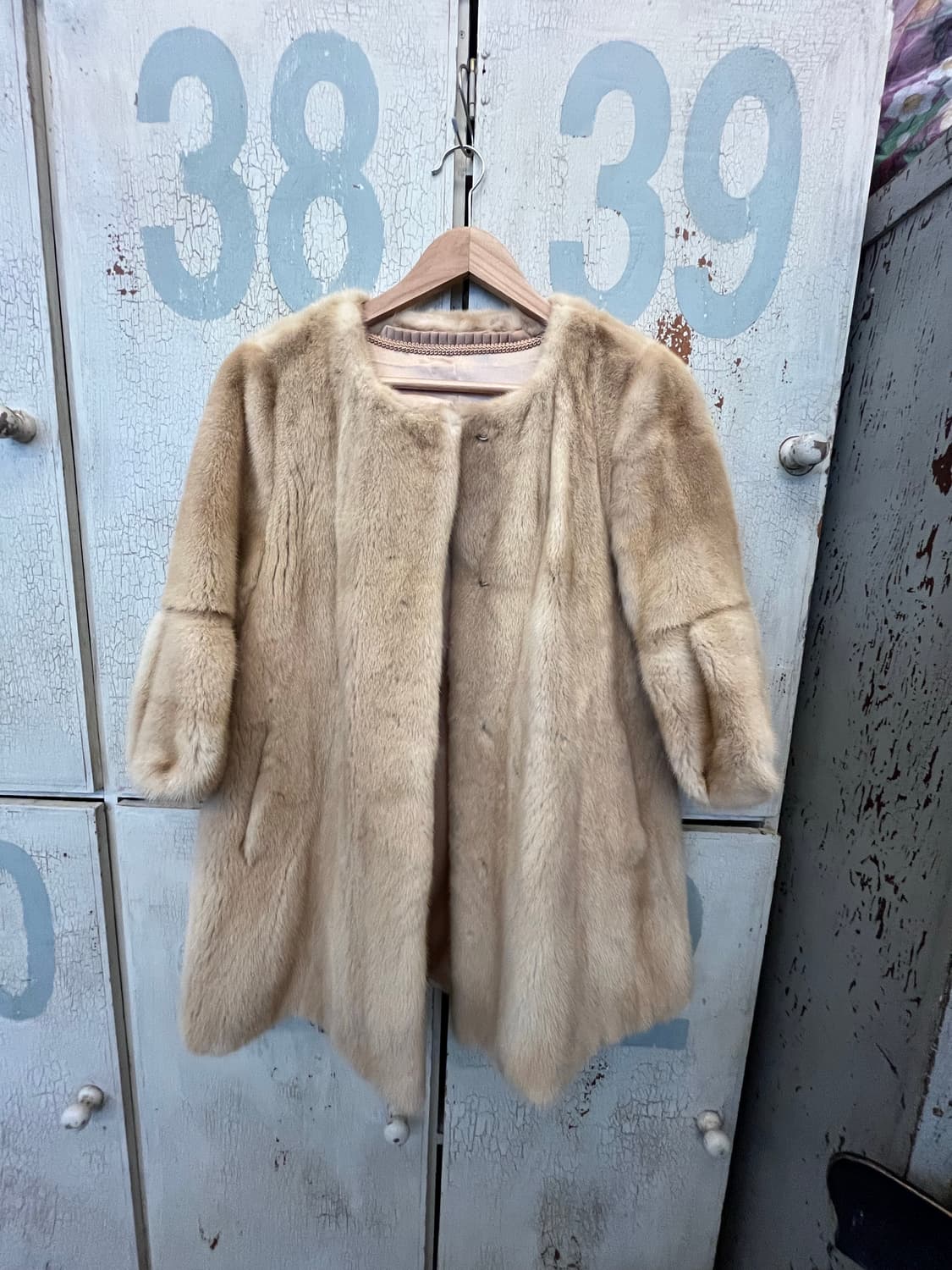 밍크 퍼프 소매 코트 상품이미지2