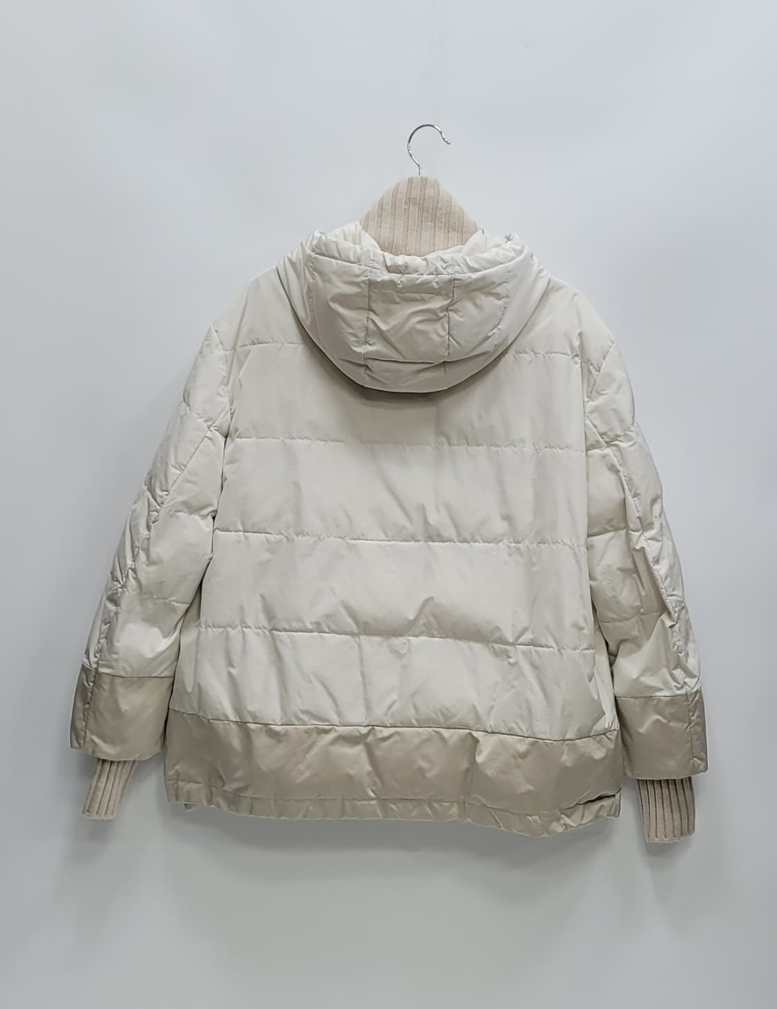 로레나 안토니아찌 니트 배색 오버핏 후드 패딩 자켓 / 여 42 (90) 상품이미지2