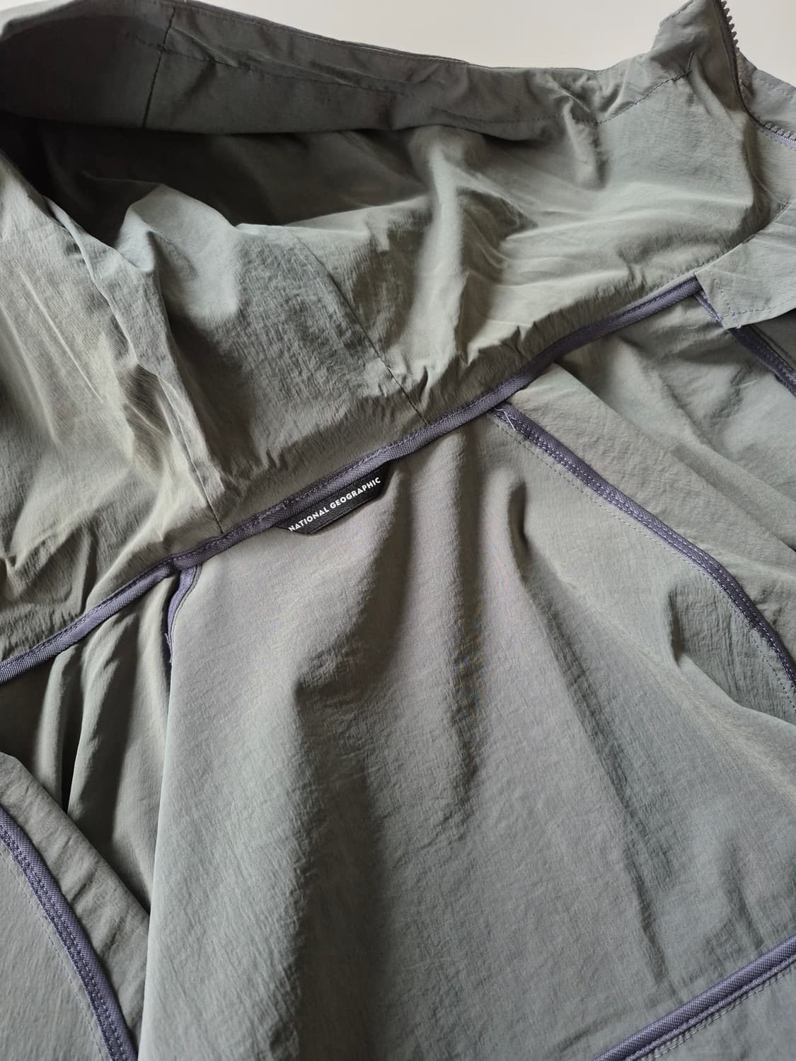 내셔널지오그래픽 후드 바람막이 자켓 상품이미지6