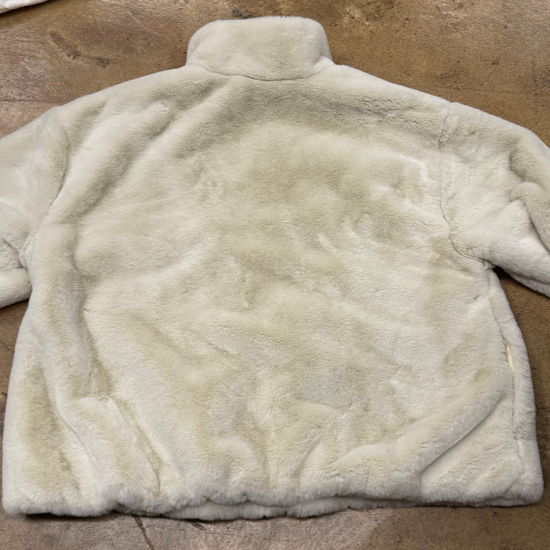 나이키 화이트 흰검 빅 스우시 퍼 자켓 털 집업 상품이미지4