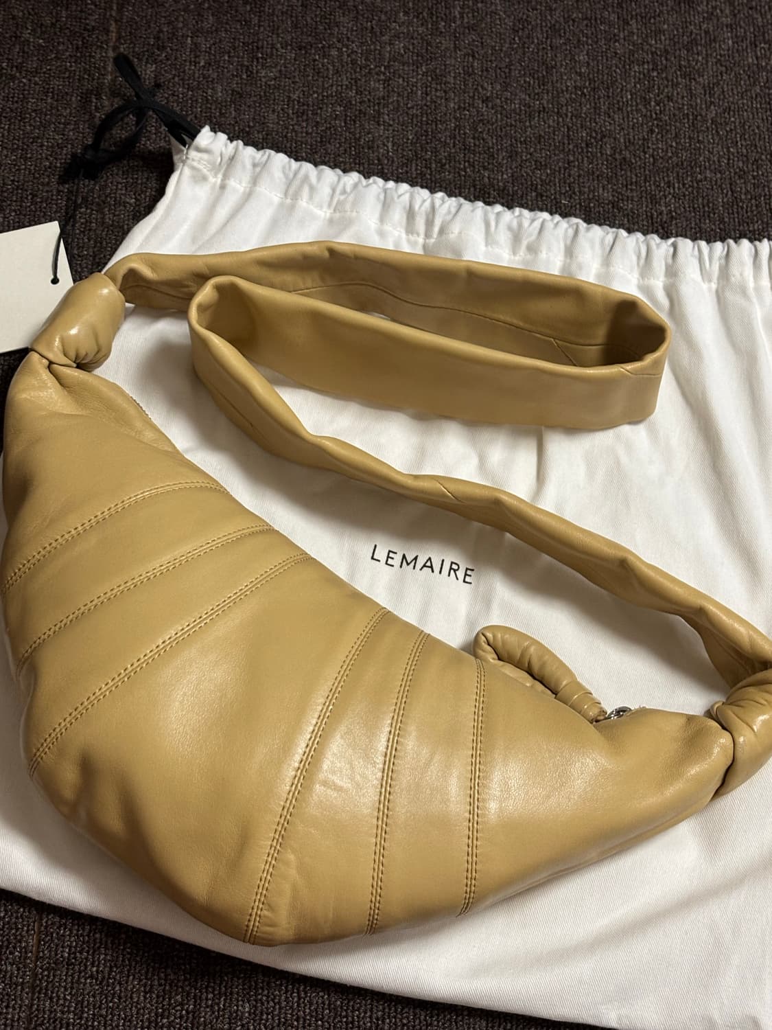 르메르 크루아상백 범백 듄컬러 스몰 상품이미지1