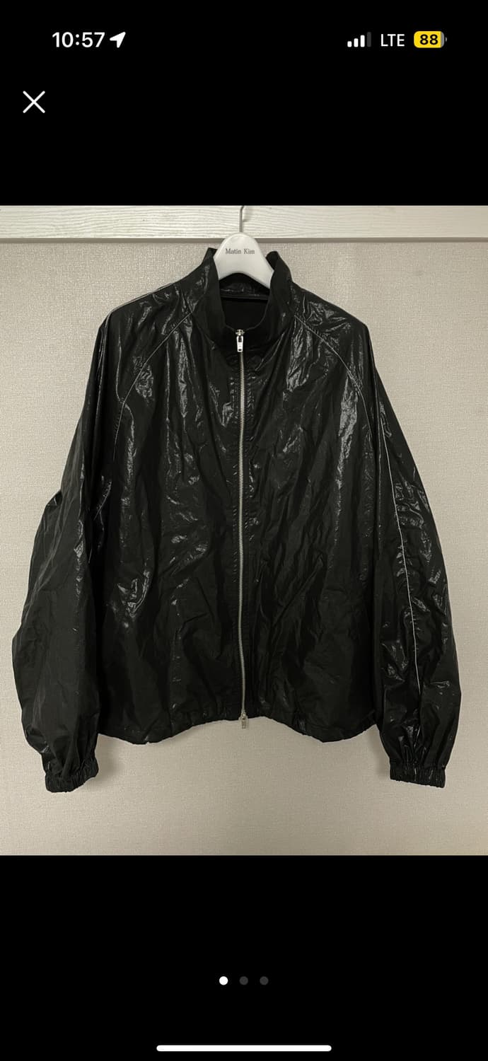 마뗑킴 로고 블랙 코팅 점퍼 상품이미지2