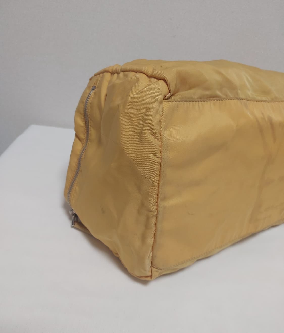 프라다 옐로우 테수토 나일론 토트백 (정품) 상품이미지8