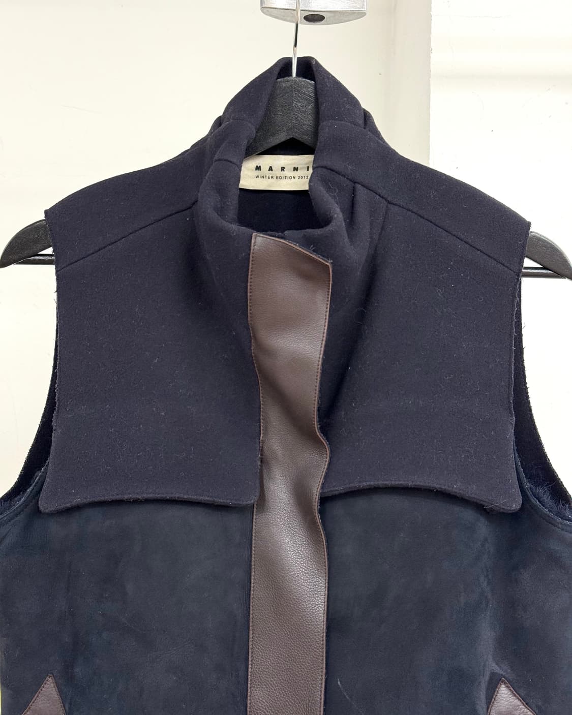 마르니 블랙 시어링 퍼 자켓 상품이미지2