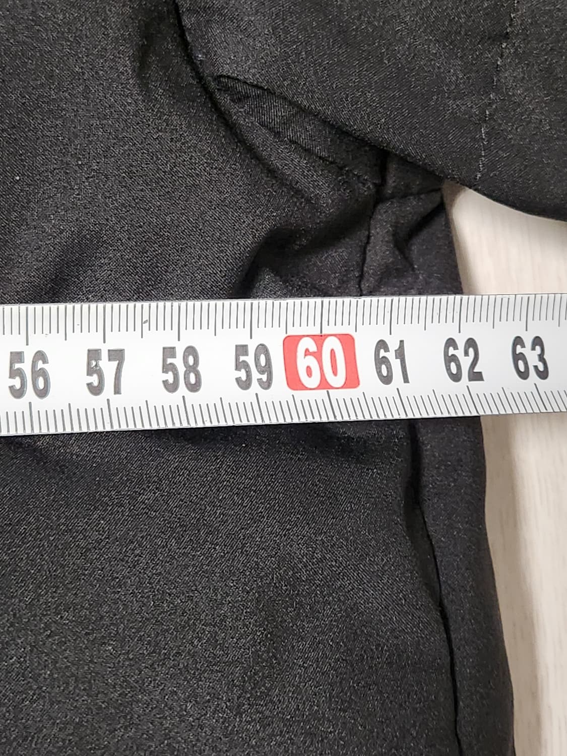 새상품급)푸마 다운 숏패딩 사이즈100(L) 상품이미지6