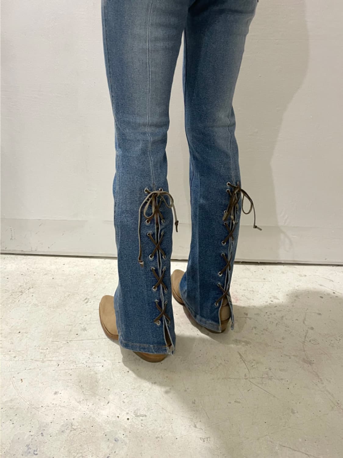 VTG lace-up denim boots cut 레이스업 데님 부츠컷 상품이미지1