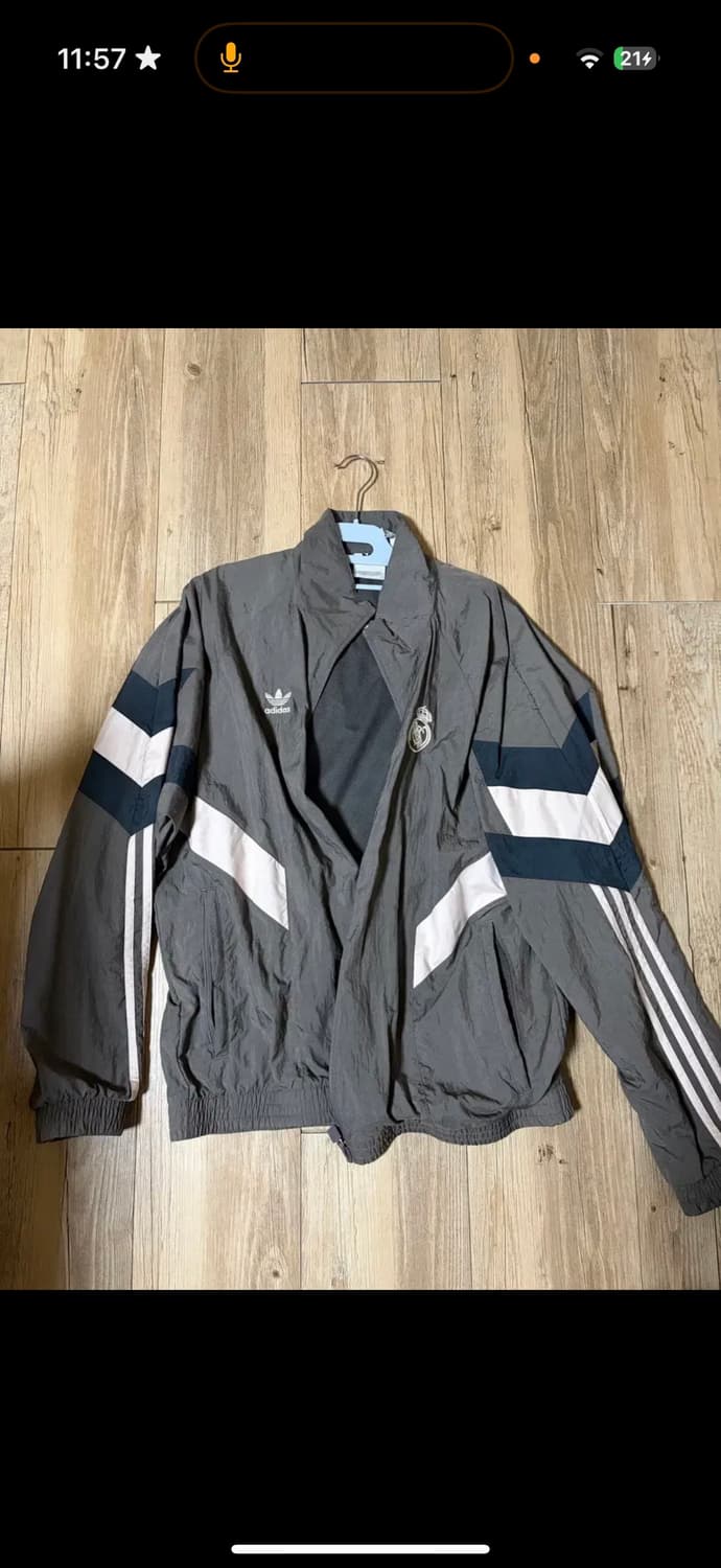 레알 트랙탑 팝니다 상품이미지1