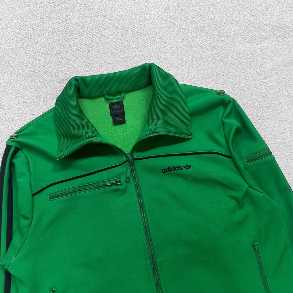 아디다스 00s 바이커 트랙탑 져지 그린 상품이미지2