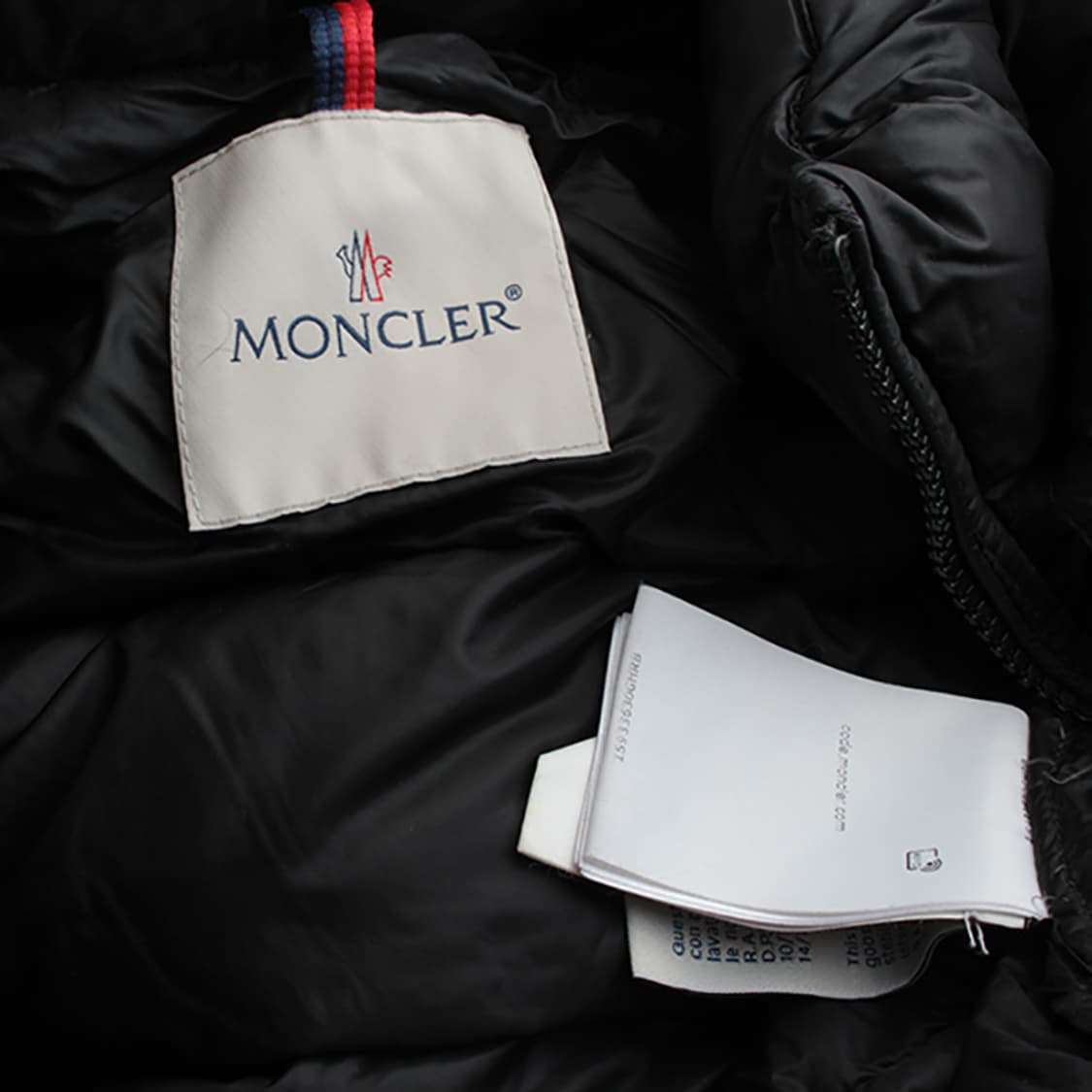 몽클레르 남성 다운패딩 후드 베스트 3 상품이미지3