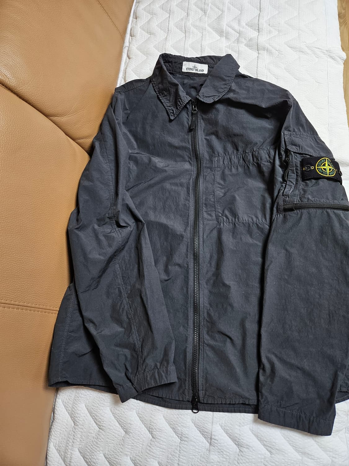 스톤아일랜드 나슬란 오버셔츠 자켓 다크그레이 22SS 상품이미지1