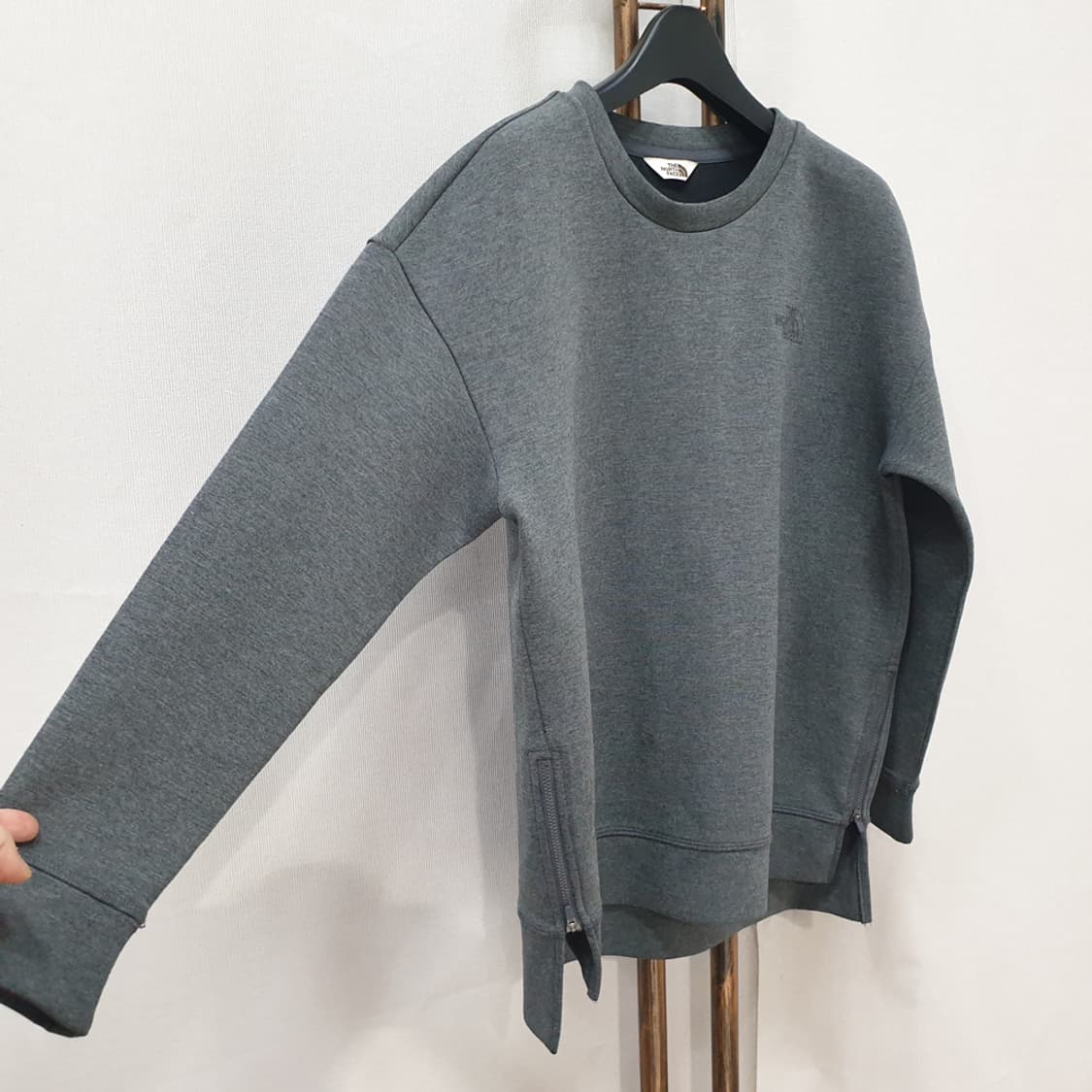노스페이스 우먼 맨투맨 스웻셔츠 85(S) 상품이미지4