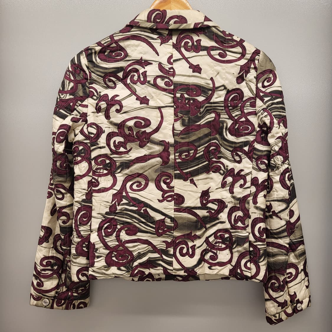 페라가모 패턴 퀄팅 자켓 상품이미지9