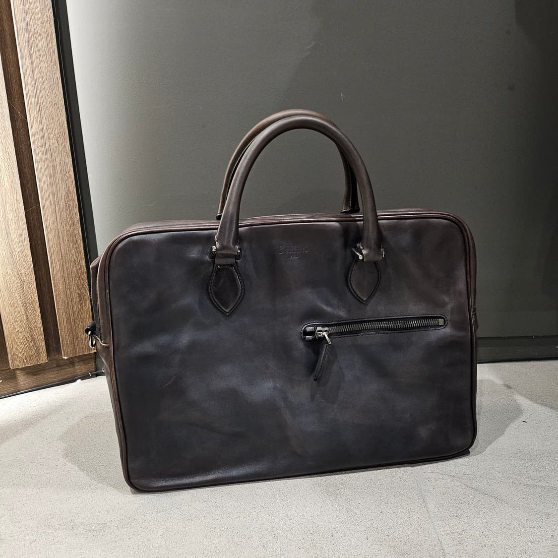 벨루티 원주르 ZIP 가죽 브리프 케이스 상품이미지2