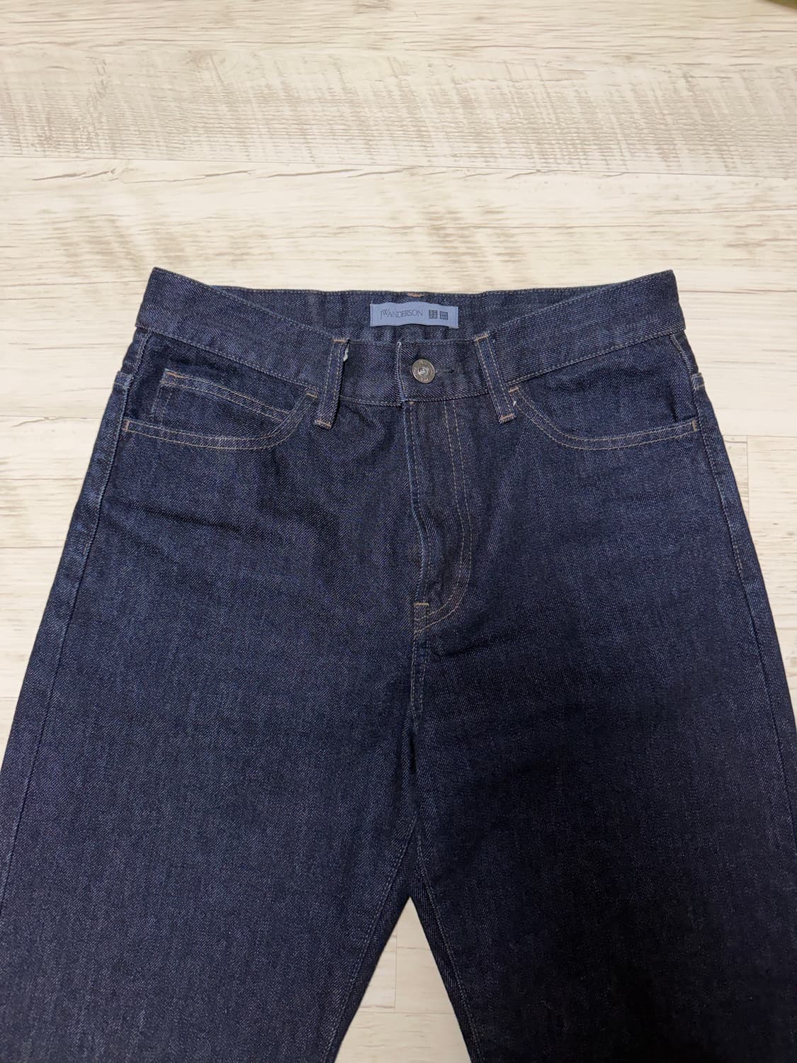 25 유니클로 스트레이트진 jwa 69 네이비 색상 상품이미지2