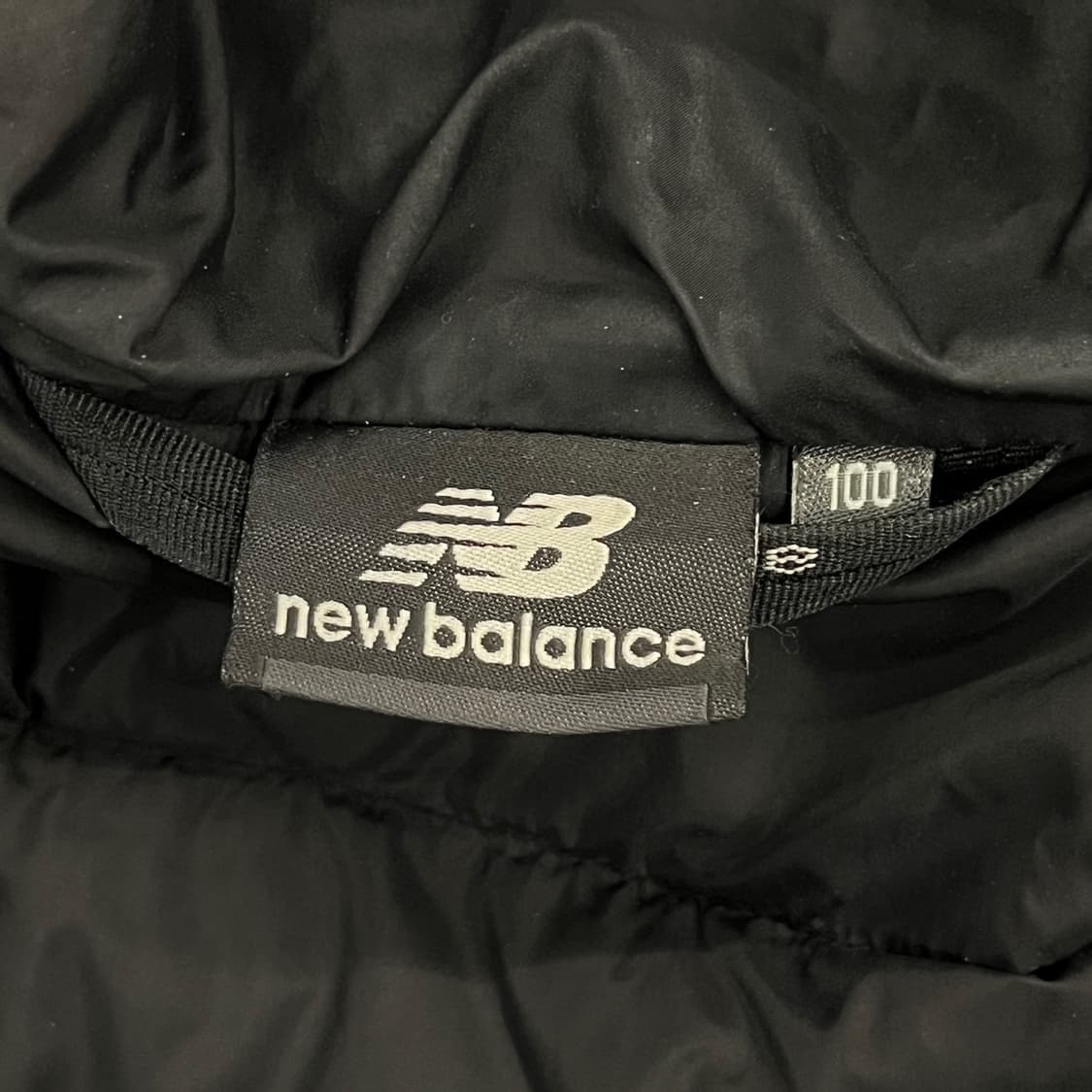 [정품/100] 뉴발란스 블랙 후드 패딩 자켓 b14 상품이미지5