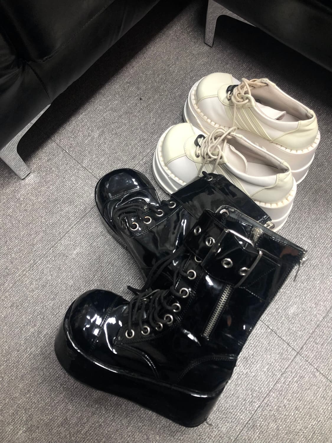 [245-250] 데모니아 perol 150 버클 에나멜 통굽 부츠 상품이미지6