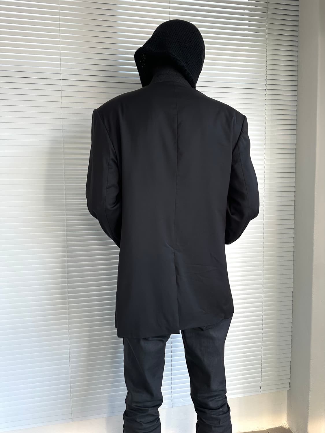 헬무트랭 오버핏 사선 블랙 블레이저 자켓 상품이미지2