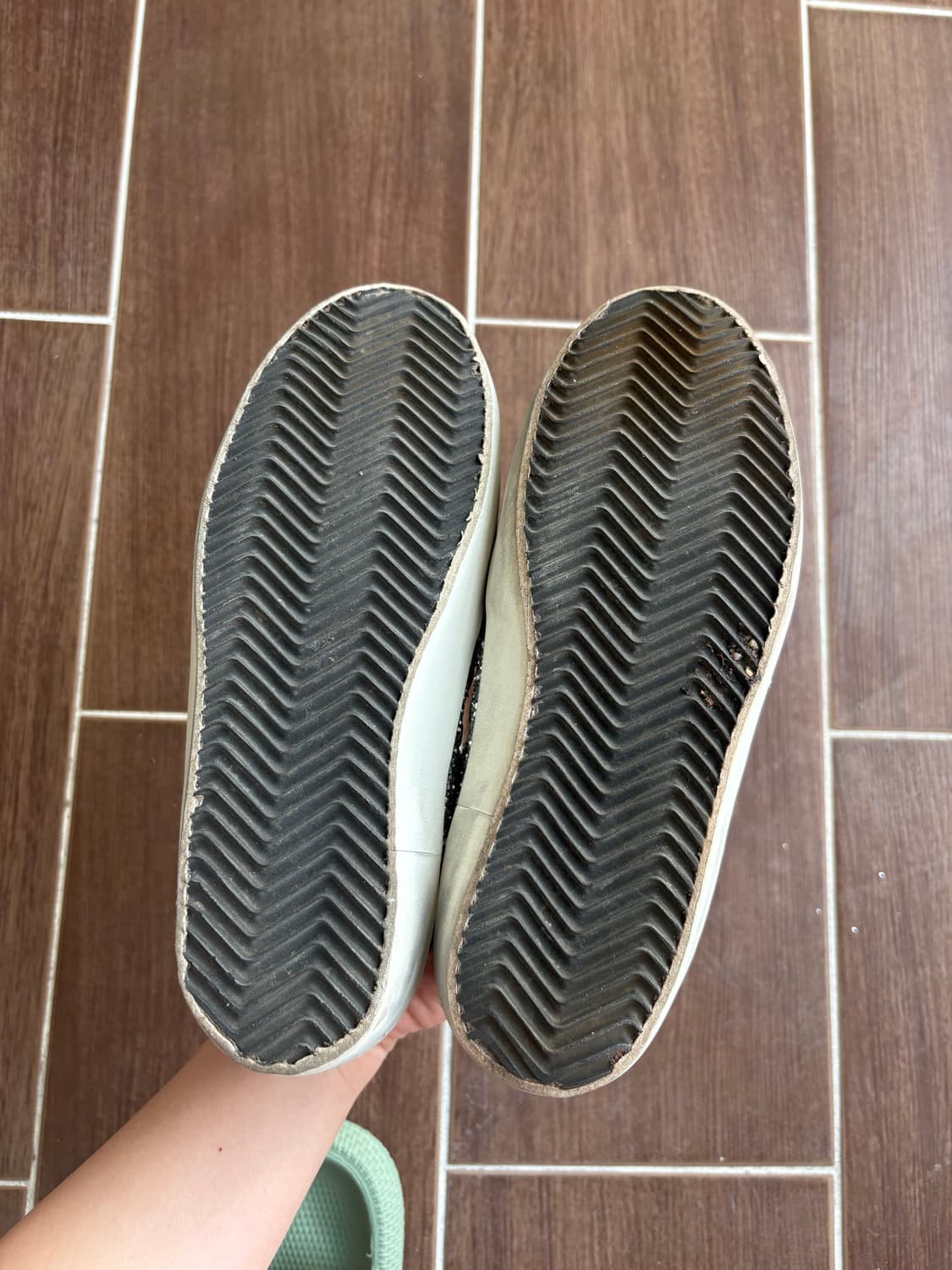 (거의 새상품) 골든구스 키즈 글리터 35 (225-230) 상품이미지3