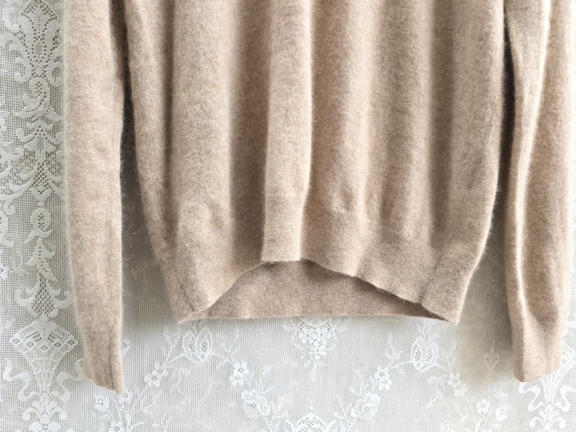 유니클로 캐시미어 100% 브이넥 상품이미지3