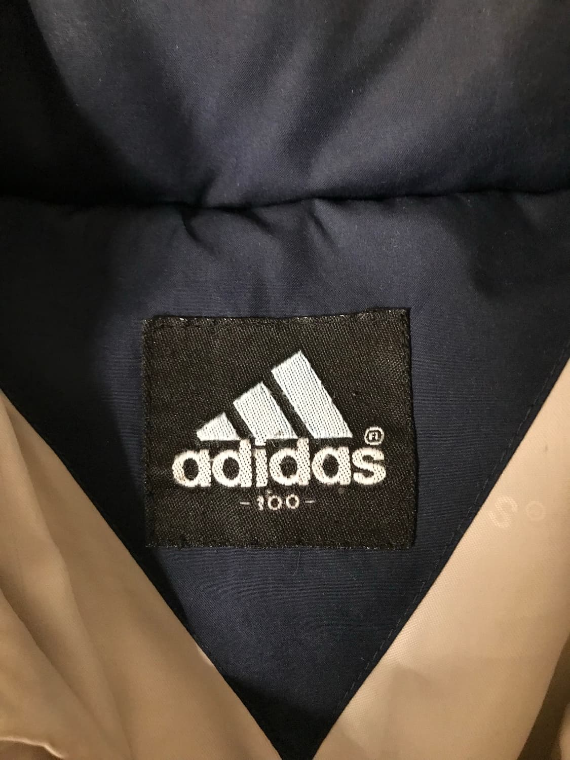 아디다스 오리털 패딩 상품이미지3