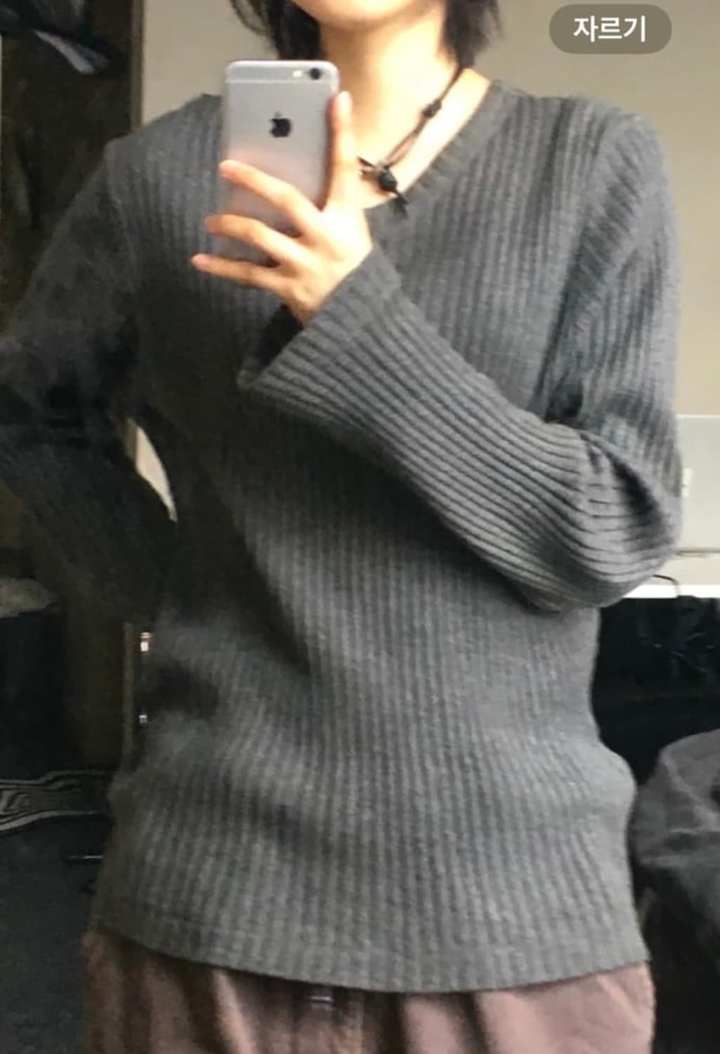 빔즈Beams 빈티지 그레이 회색 브이넥 니트 상품이미지2