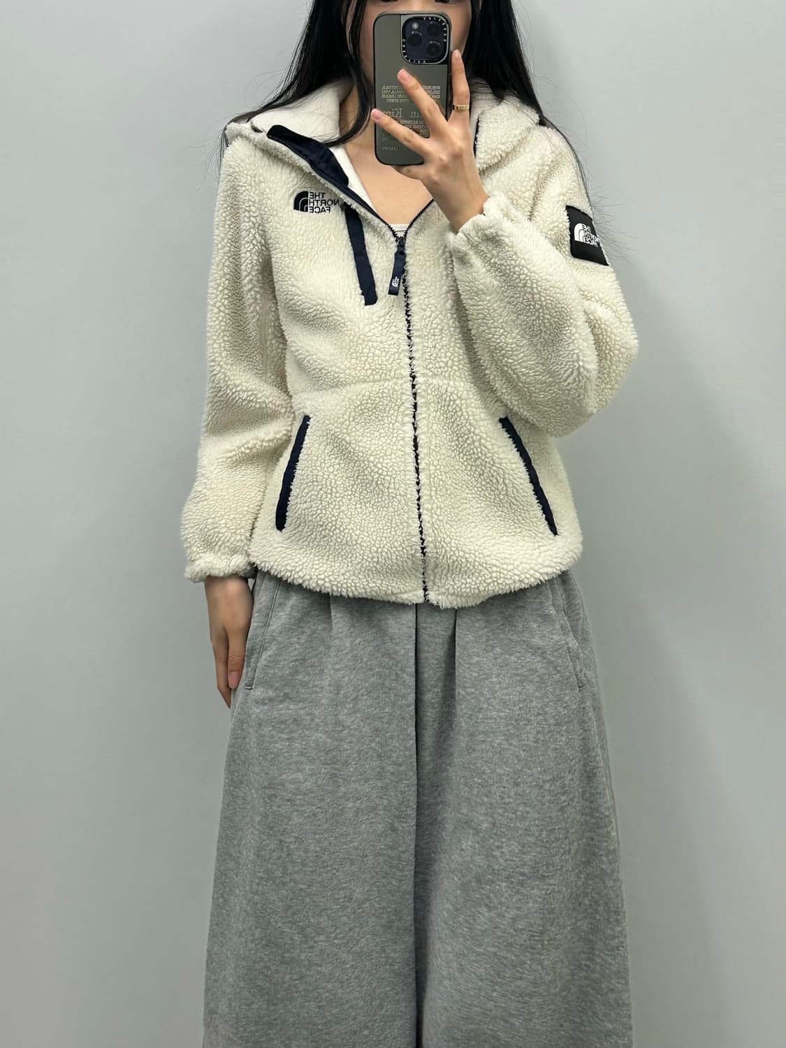 노스페이스 신형 화이트 쉐르파 후드 자켓 상품이미지1