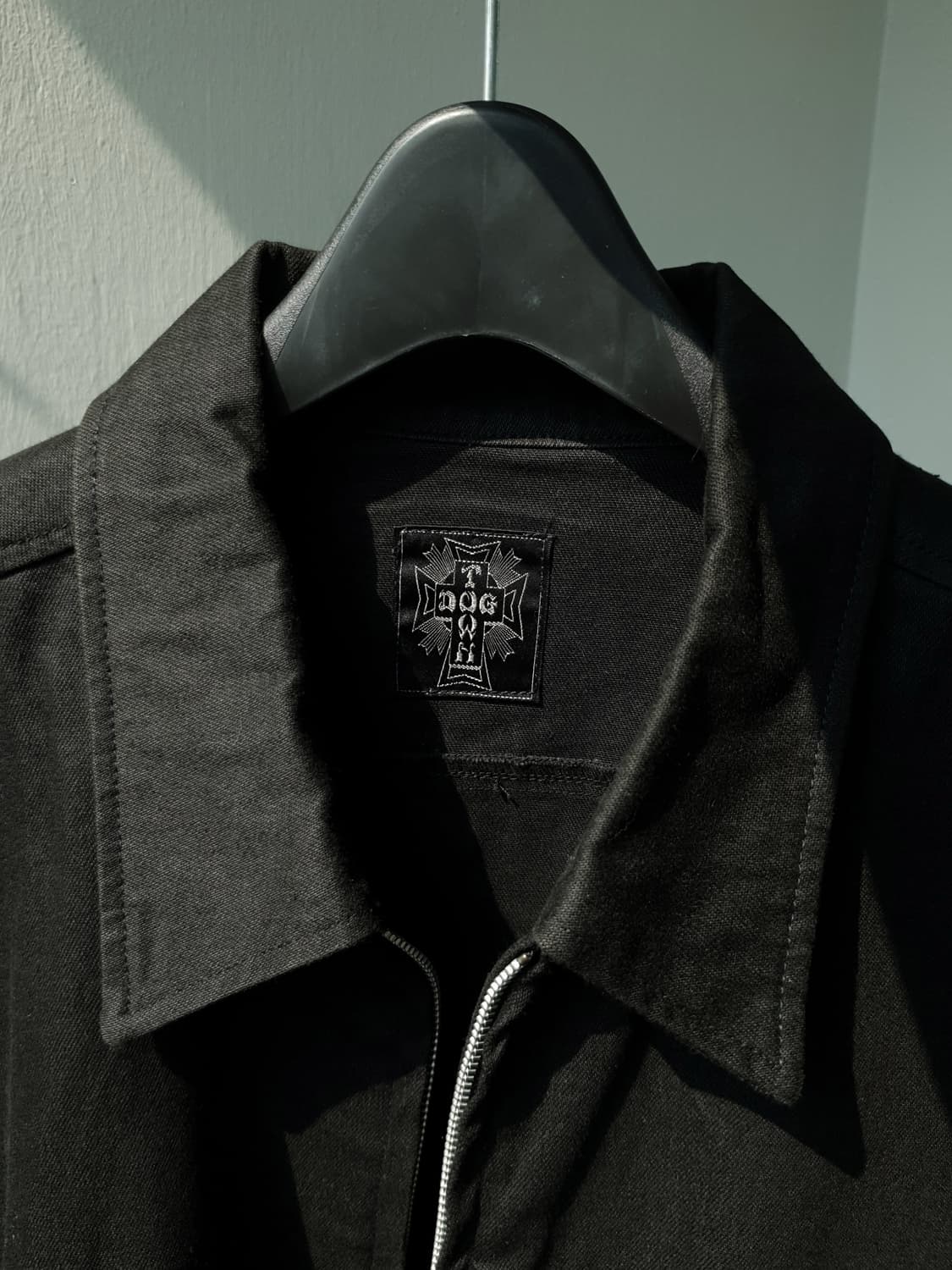 DogTown Drizzler Jacket 상품이미지6