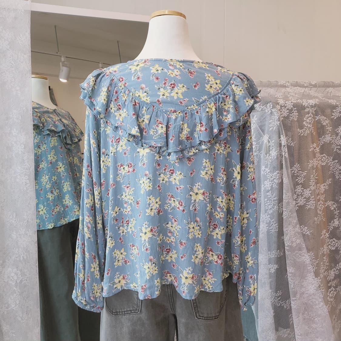 Niko and 레이온 플라워 블라우스 상품이미지9